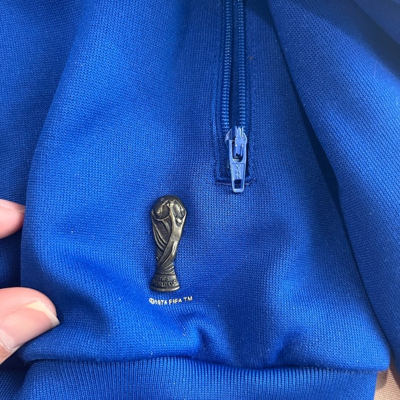 Adidas Royal Blue Track jacket: Japan. - Picture 5 of 5
